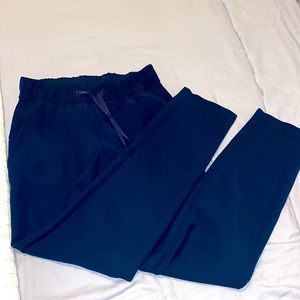 Lululemon causal pants size 2 navy